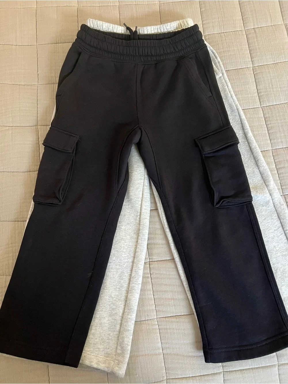 GAP Girl Set of Sweatpants in Black and Light Gray